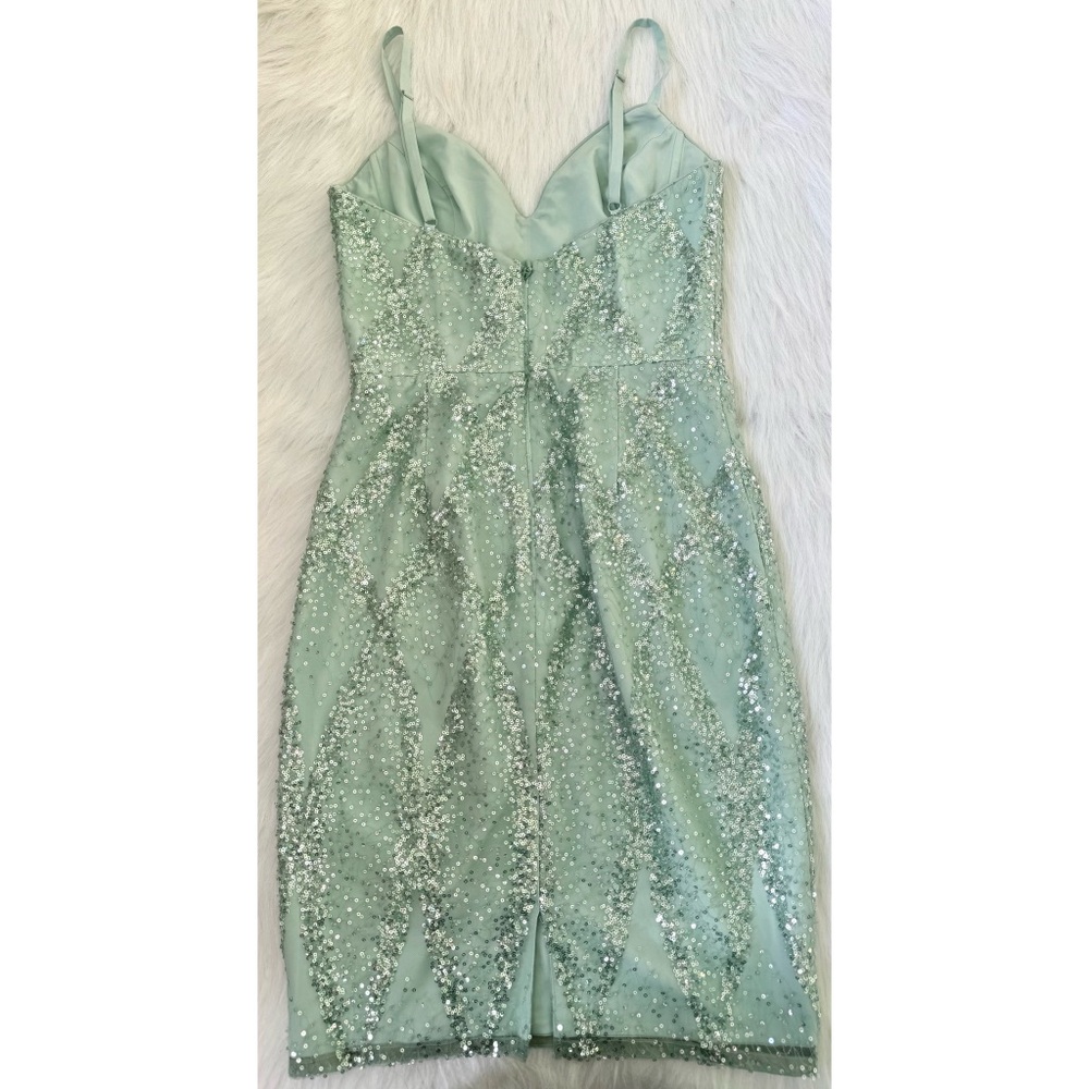 Dress the Population Green Sequin Dress 💚 - Picture 4 of 8